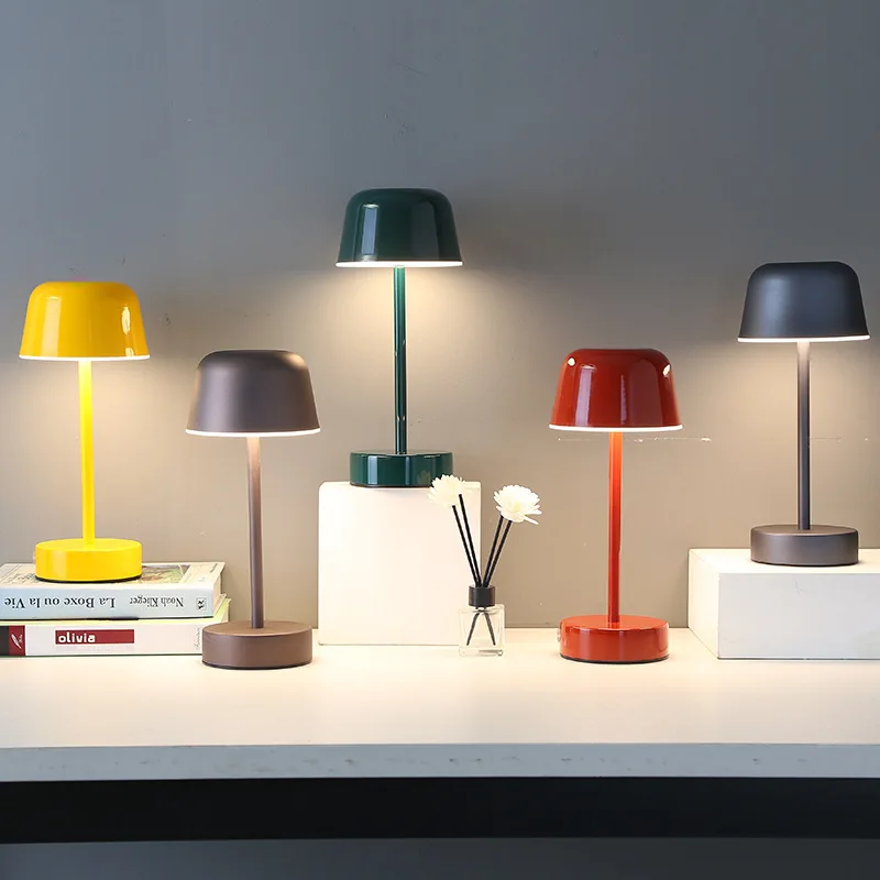 Lampa stołowa Prisma Pulse