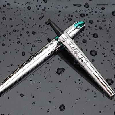 QIC Eyebrow ® Wodoodporny kredka do brwi 3D