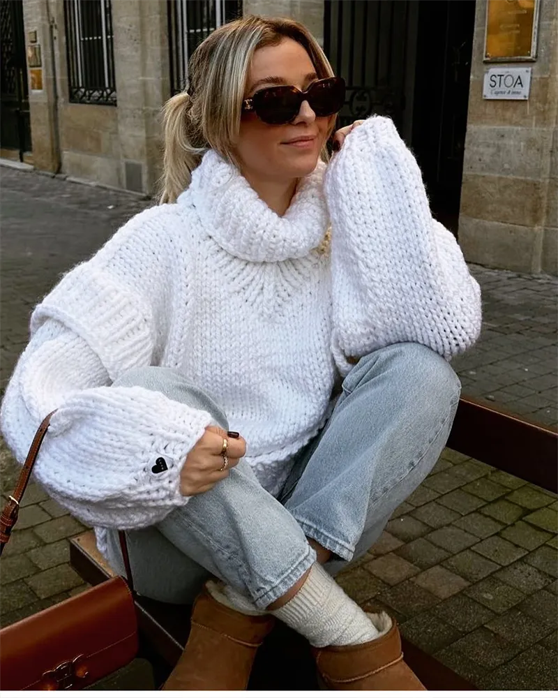 Sweter oversize na chłodne dni